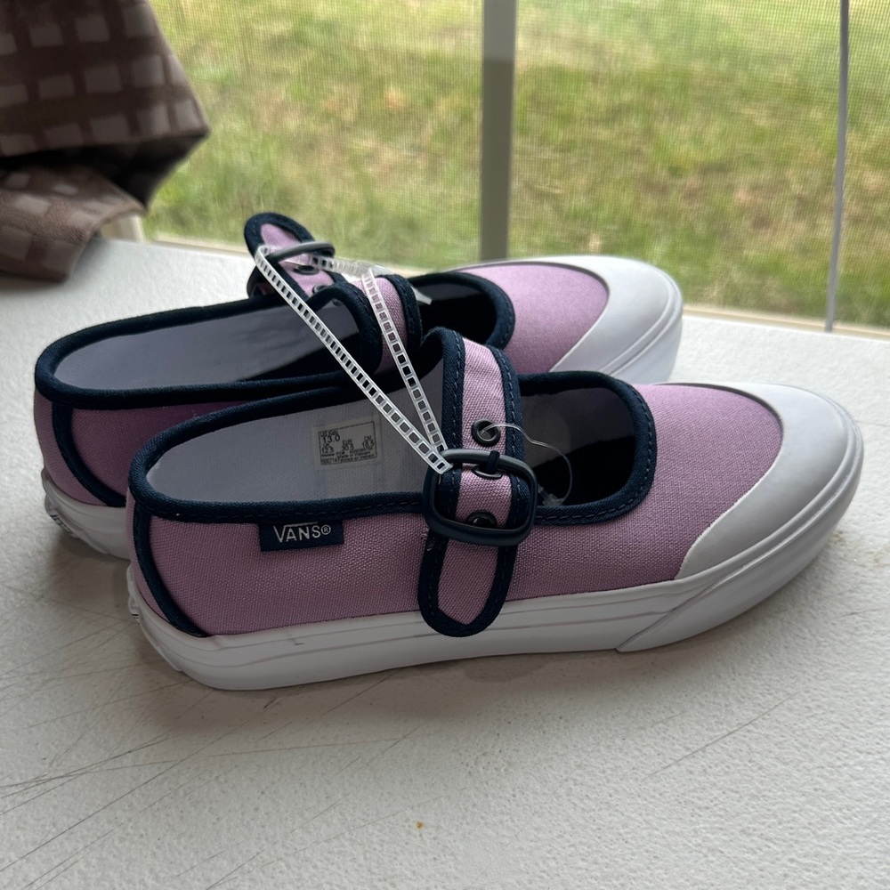NEW Vans kids Pink and Navy Sneakers size 13 - Picture 3 of 9